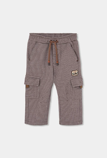 Pantalon marró nen amb butxaques cargo