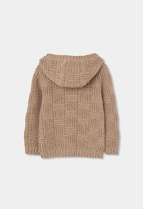 Jersey niño marrón con capucha y parches