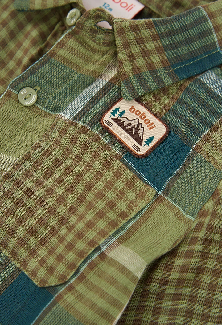 Camisa cuadros verde niño con parche de montaña