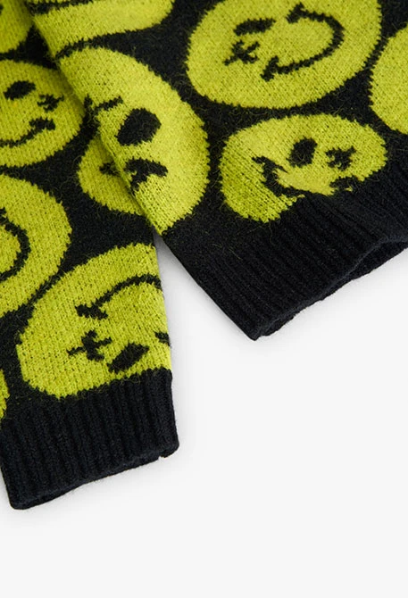 Knitted jumper for boys with smiley print