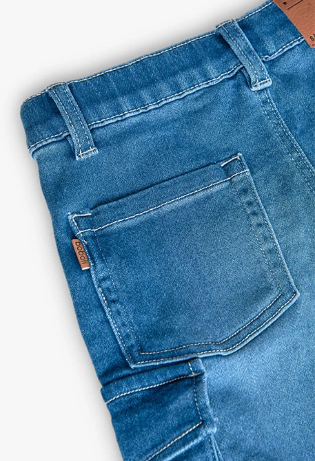 Bermuda cargo en denim pour garçon de couleur bleue