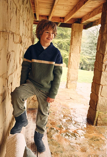 Pantaloni per bambino in velluto verde