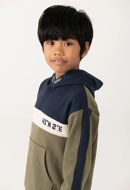 Sweat-shirt garçon en peluche avec capuche