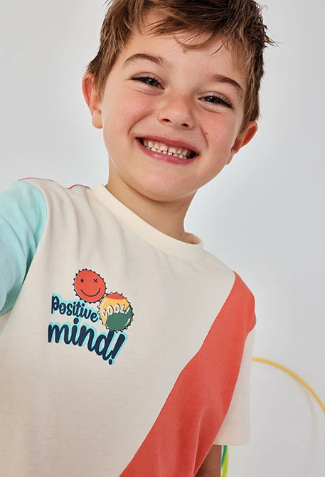 Camiseta niño algodón color block