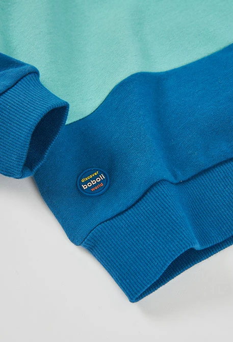Kinder-Sweatshirt aus Fleece in Grün mit Kapuze im Color-Block-Design