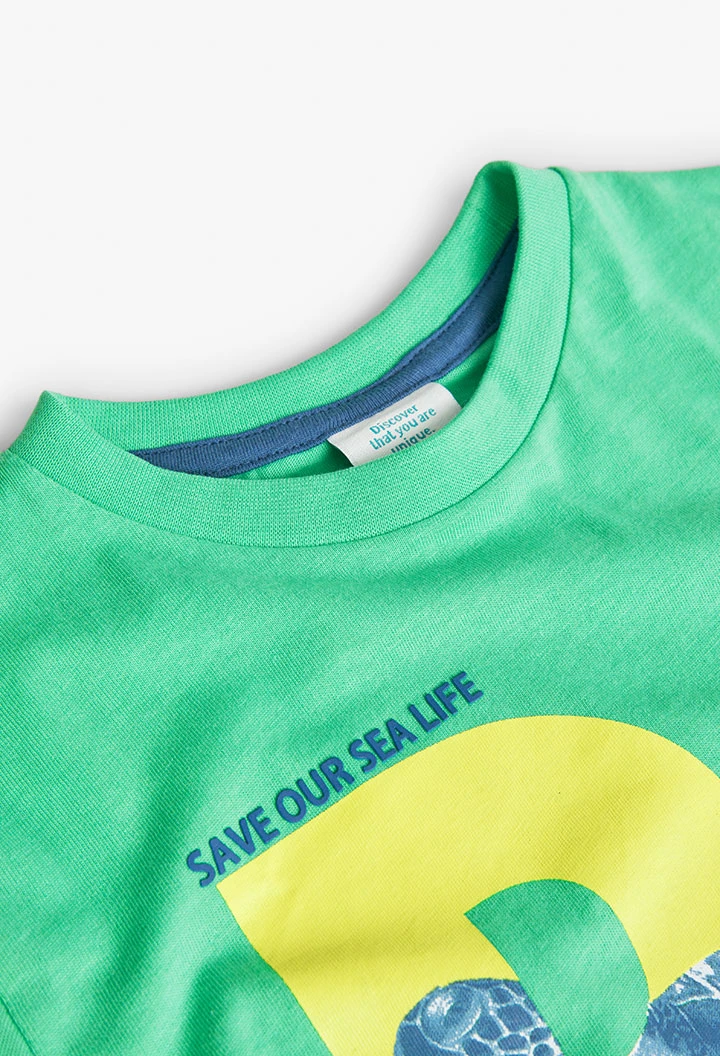 Camiseta de punto de niño en color verde