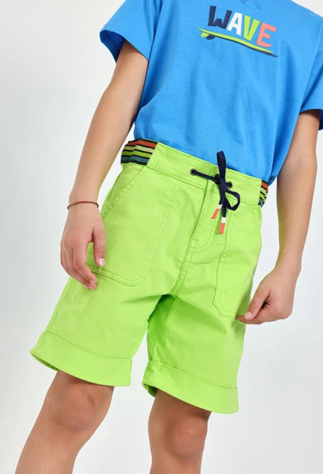 Bermuda in gabardina elastica per bambino color verde