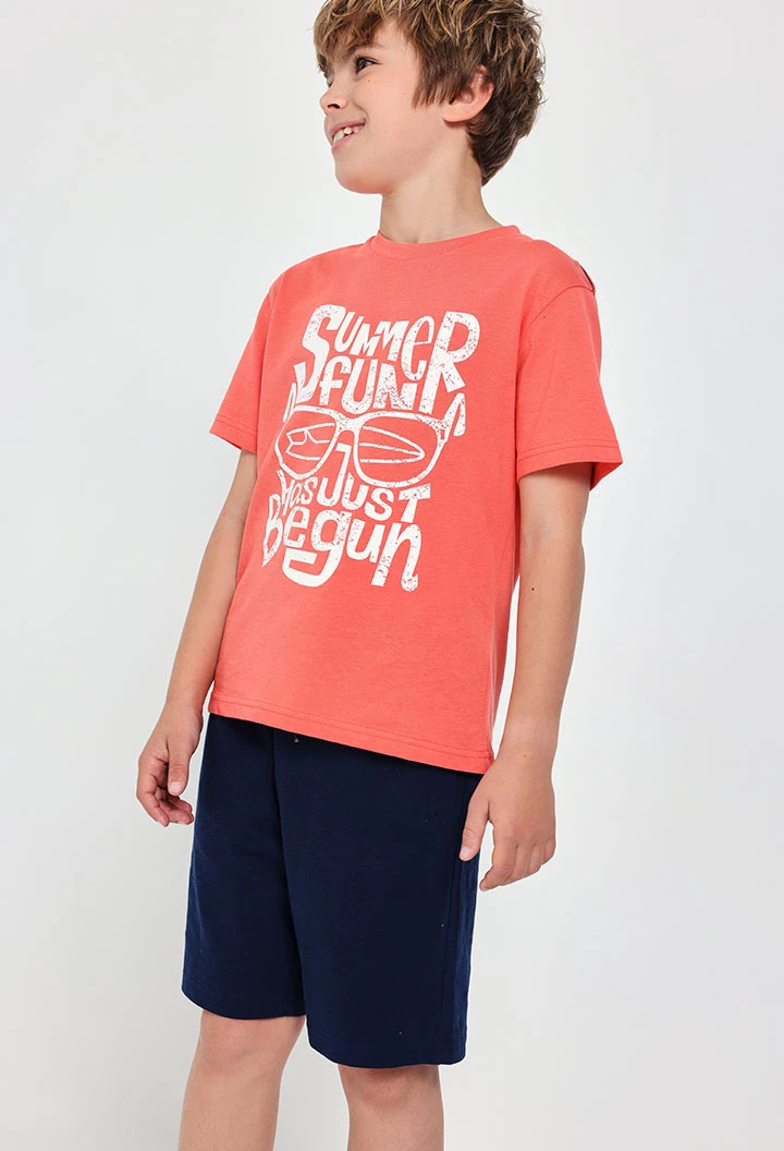 Conjunto de t-shirt e calções de malha para menino