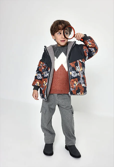 Pantalón niño gris vigoré con bolsillos cargo