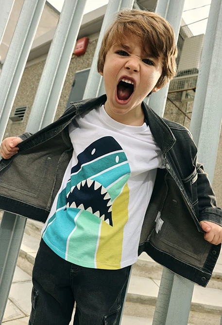 Langarmshirt für Jungen aus weißer Baumwolle