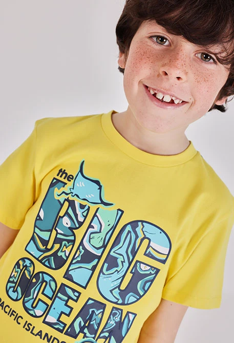 T-shirt en coton jaune pour garçon