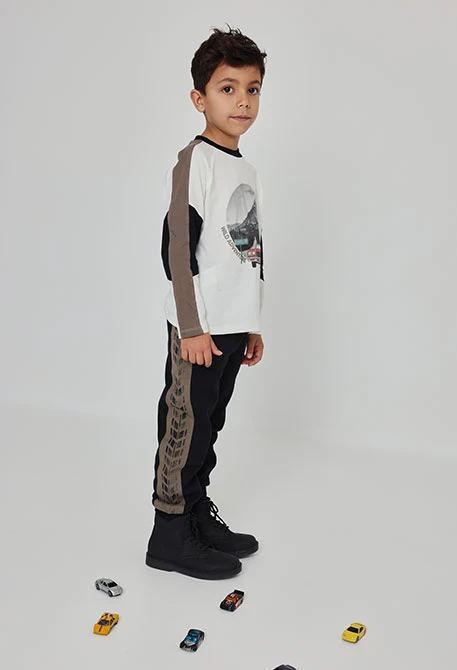 Pantalon molleton garçon noir avec bandes latérales