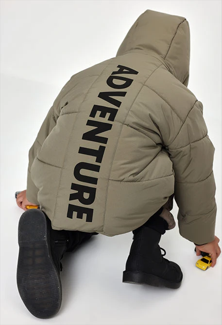 Parka teixit tècnic nen verd amb caputxa