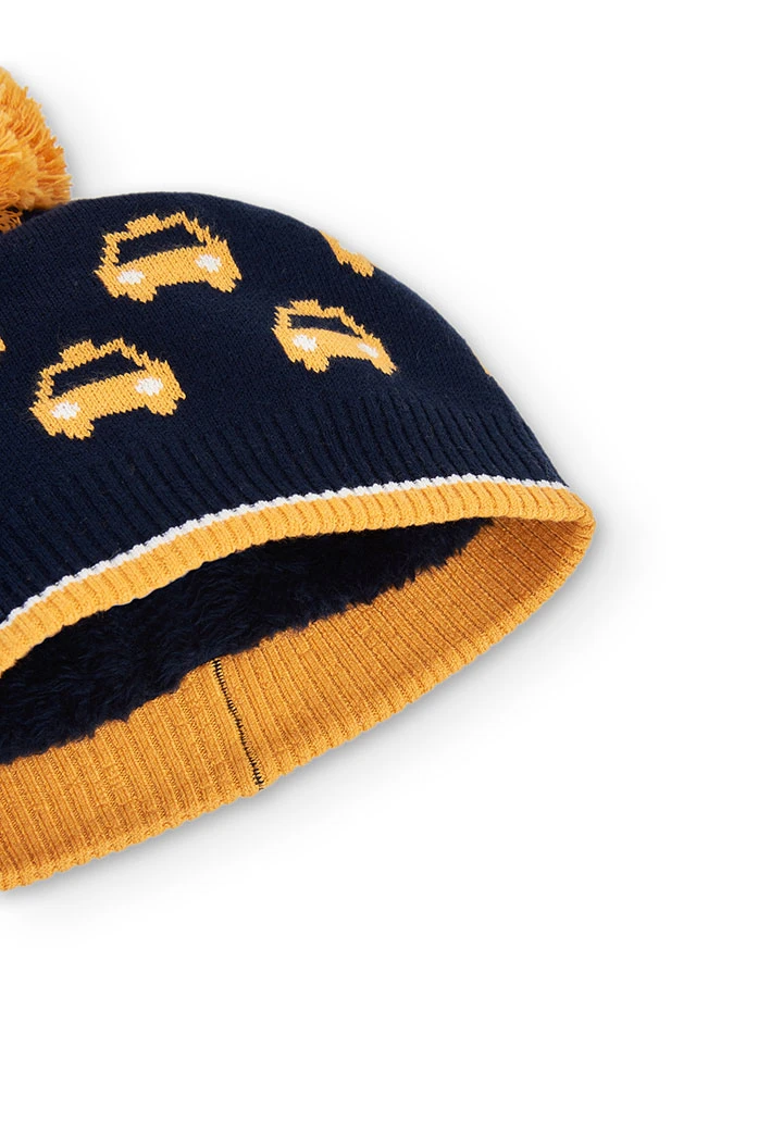 Bonnet tricoté voitures pour garçon