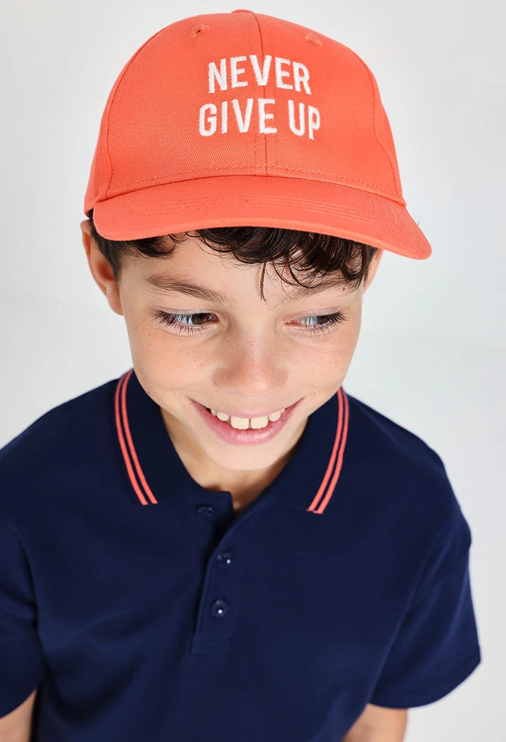 Gorra sarga en rojo
