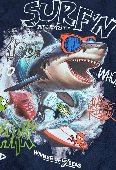 Camiseta de punto para niño en color azul marino