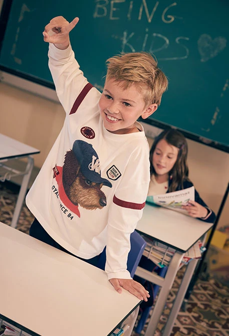 Camiseta punto niño blanca estampado de perro