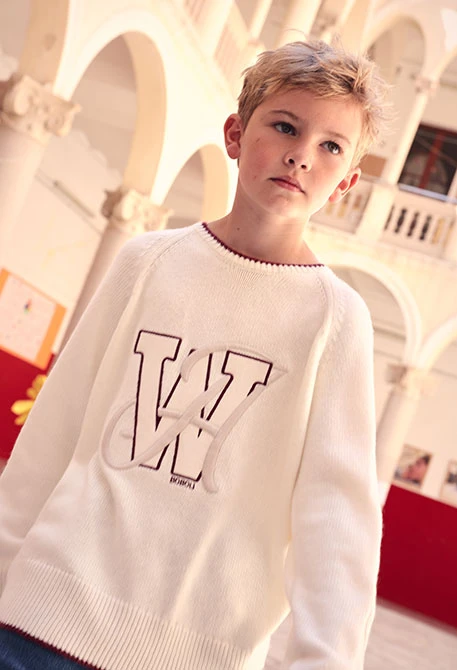 Jersey niño blanco con bordado de letras