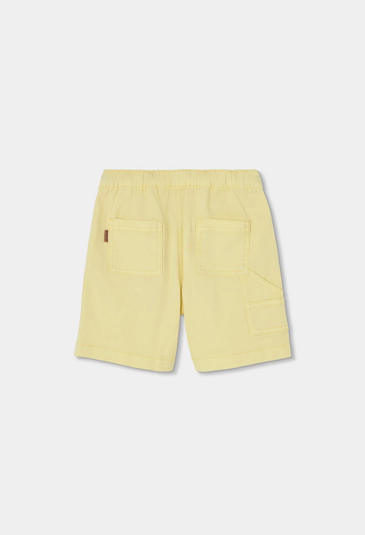 Bermudas de malha amarelas