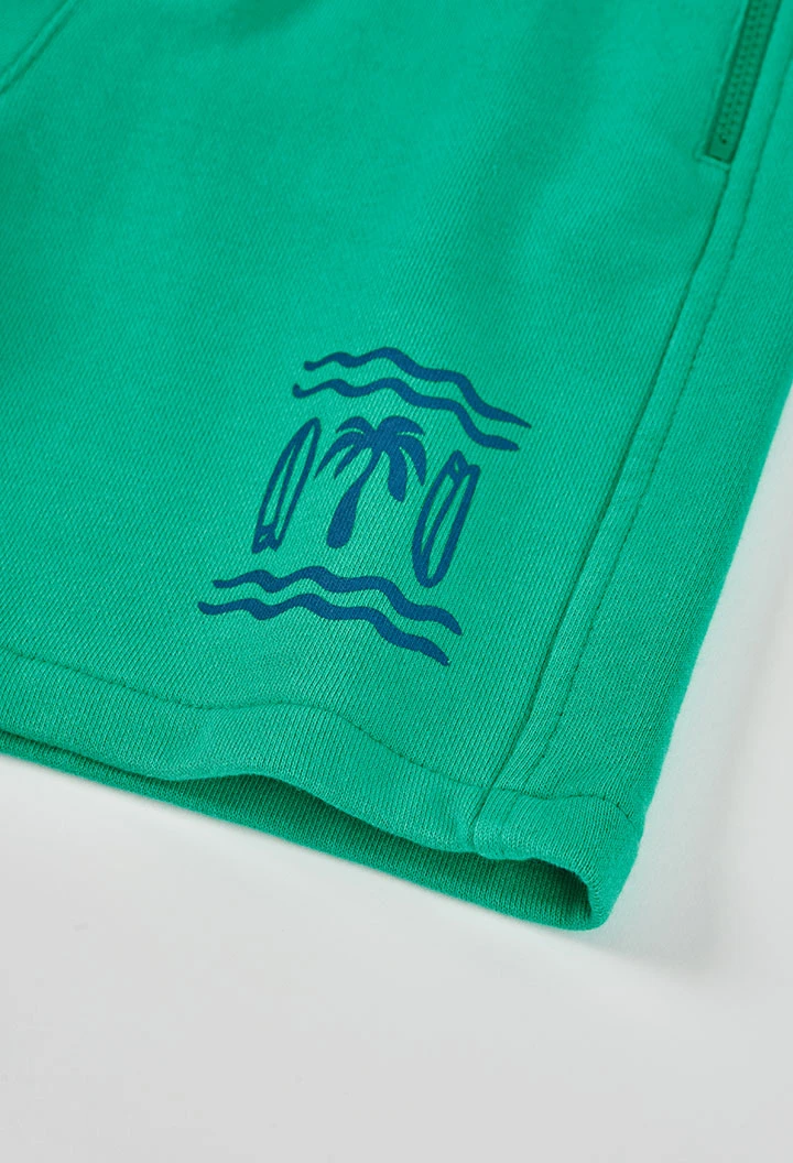 Bermudas verde água