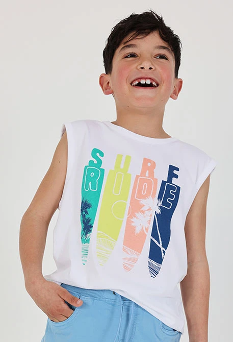 White short-sleeved cotton T-shirt