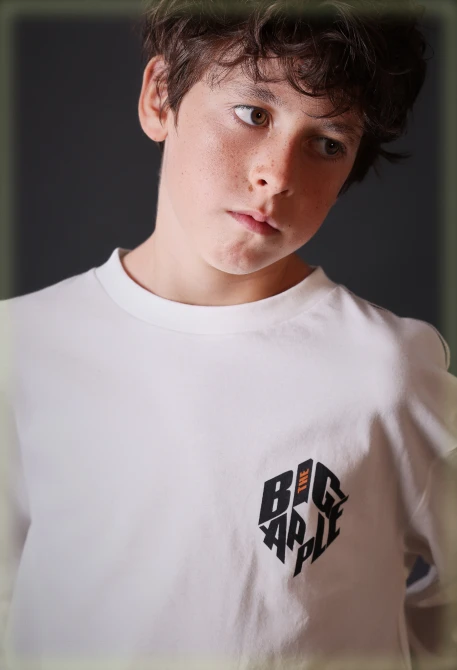 Camiseta punto niño blanca estampado Big Apple