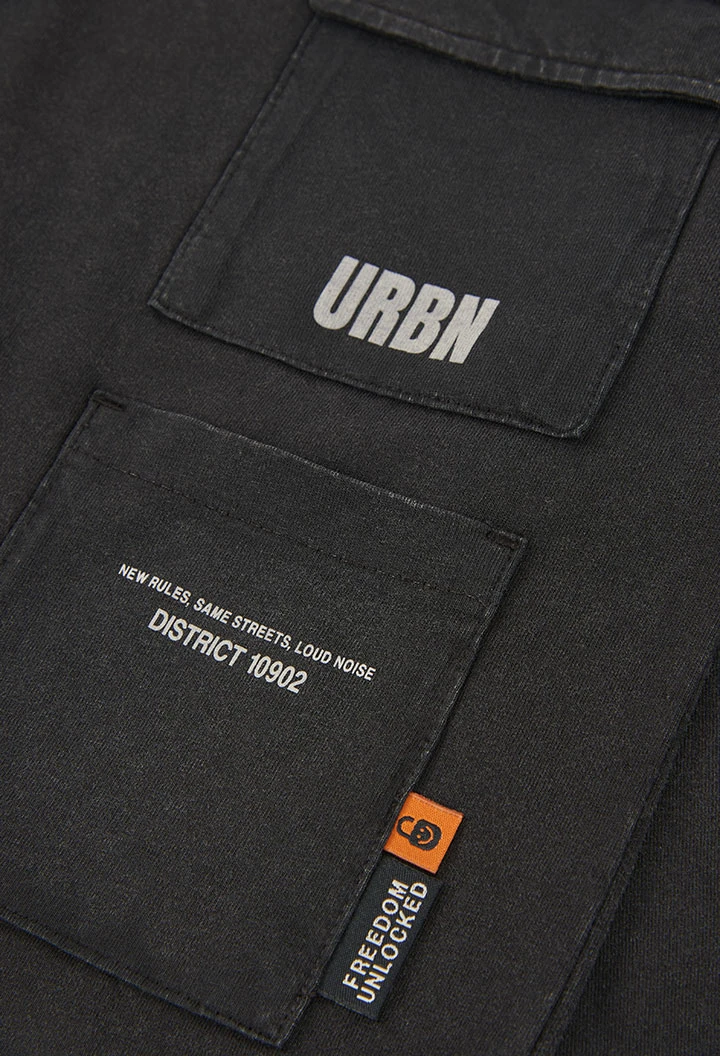 Camiseta punto niño negra con texto URBN