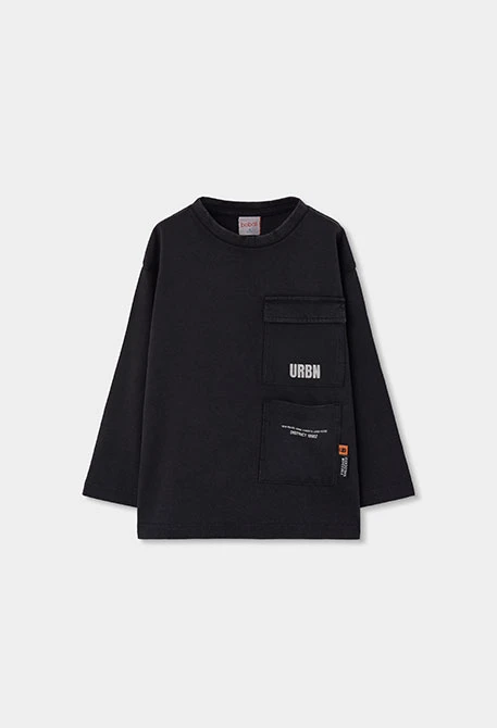 Camiseta punto niño negra con texto URBN