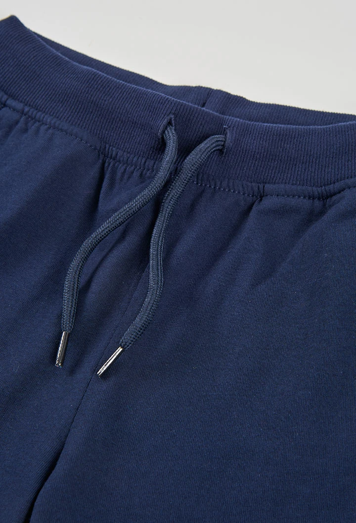 Bermudas azul marino