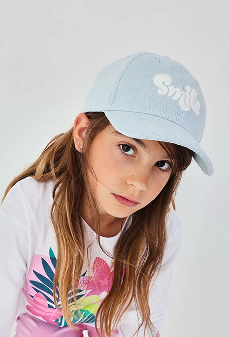 Cappello denim bleach con ricamo