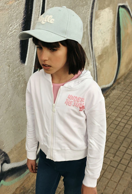 Boné denim bleach com bordado