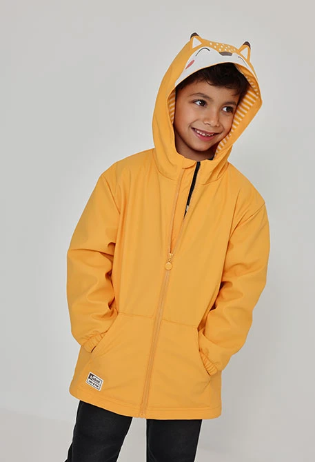 Imperméable à capuche jaune