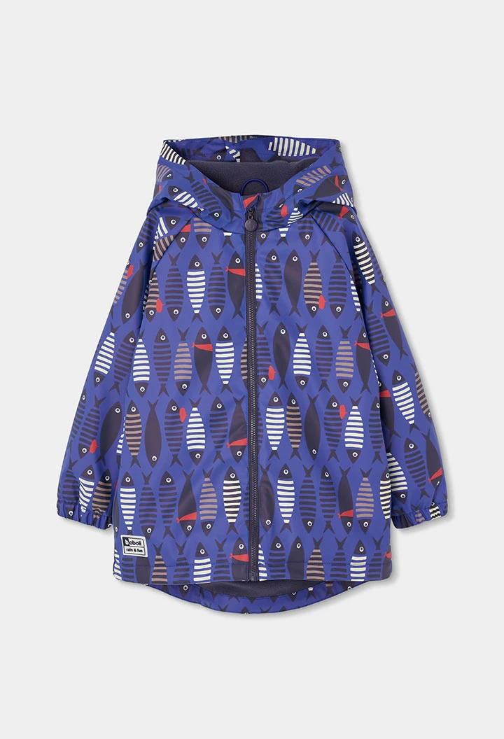 Impermeable azul estampado de peces con capucha