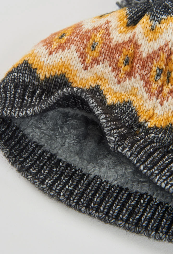 Cappello grigio vigorè con bordure e pompon