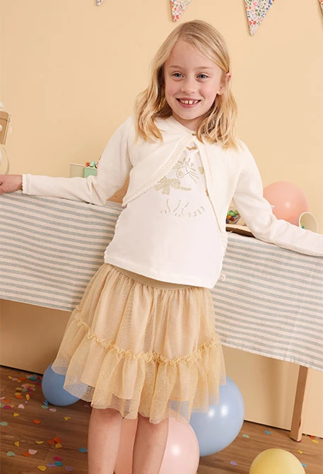 Camiseta de punto para bebé niña en color blanco