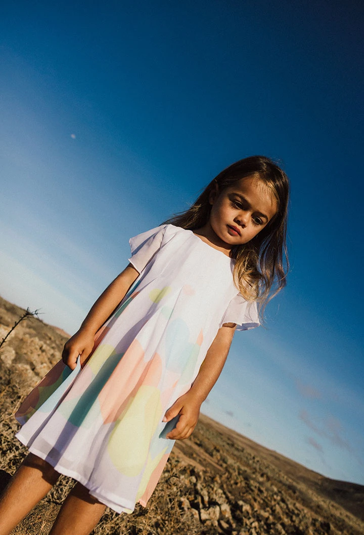 Robe en mousseline pour bébé fille de couleur blanche