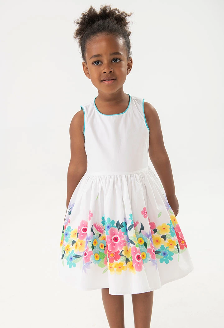 Robe en satin pour bébé fille de couleur blanche