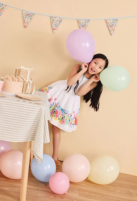 Satinkleid für Baby Mädchen in Weiß
