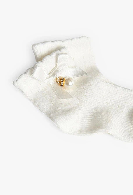 Lot de chaussettes en tricot pour bébé de couleur blanche