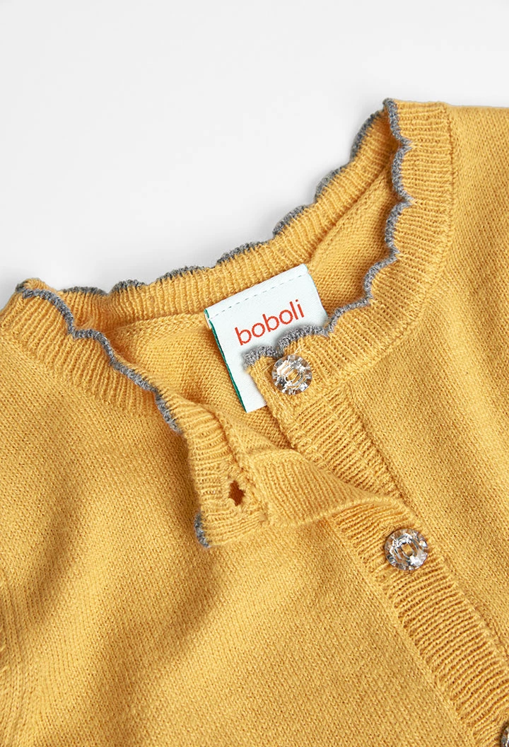 Casaco tricot para o bebé menina