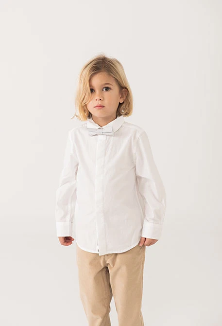 Boy's shirt with white poplin bow tie