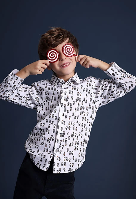 Camisa niño popelín blanca estampado