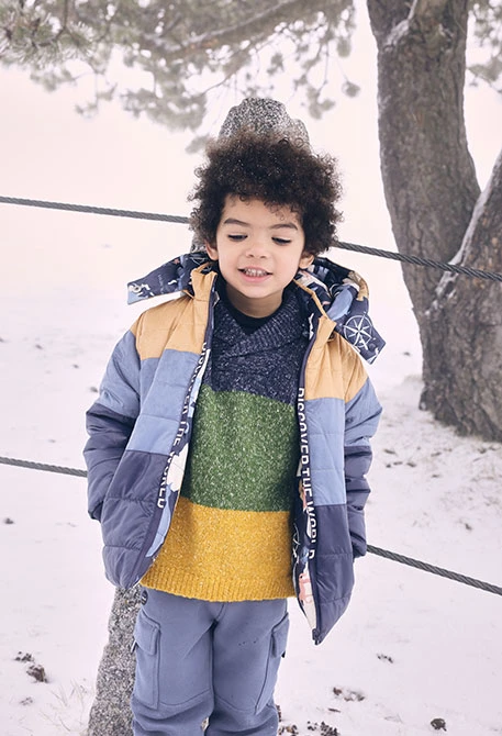 Navy blue knitted boy´s jumper