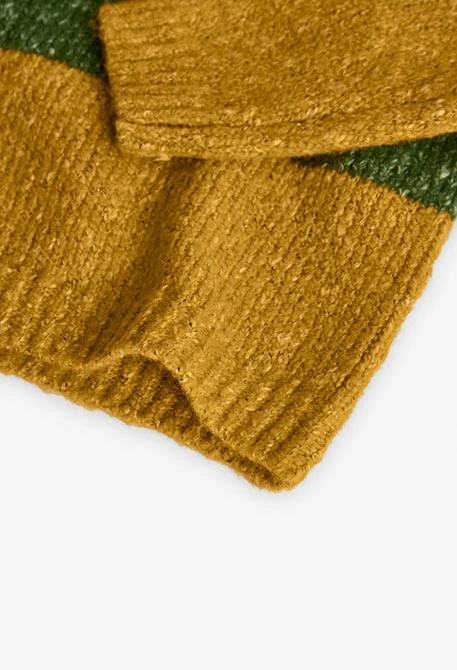 Navy blue knitted boy´s jumper