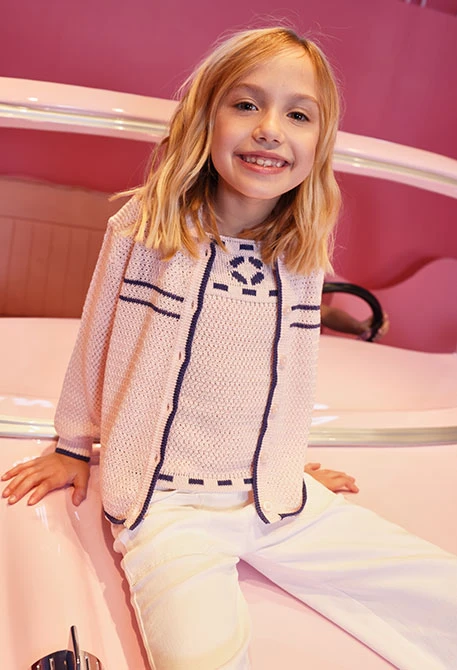 Casaco de malha rosa menina