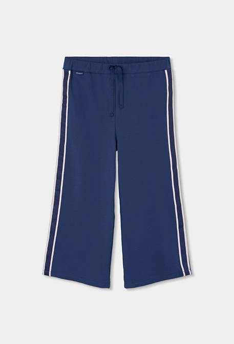 Girl?s blue trousers