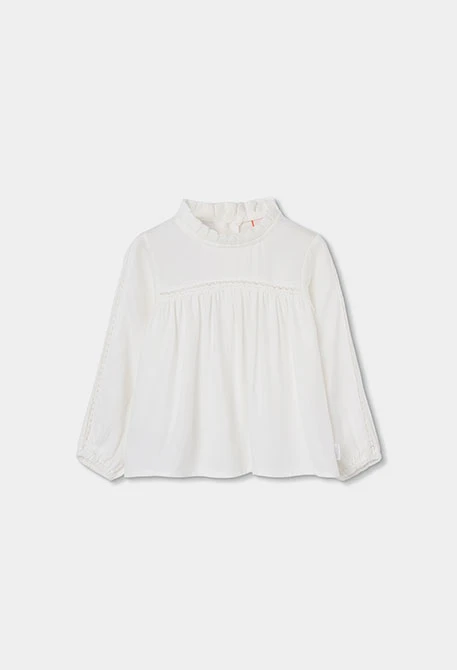 Blouse blanche avec dentelle et col froncé
