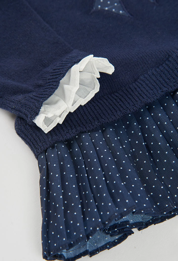 Vestido azul-marinho bordado de ursinho com boina