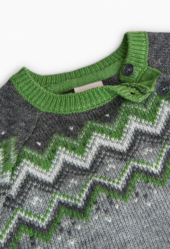 Pull en tricot pour bébé garçon avec motifs en gris chiné.