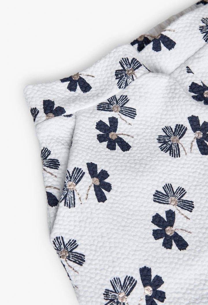 Short en maille pour fille avec imprimé de fleurs en blanc et bleu
